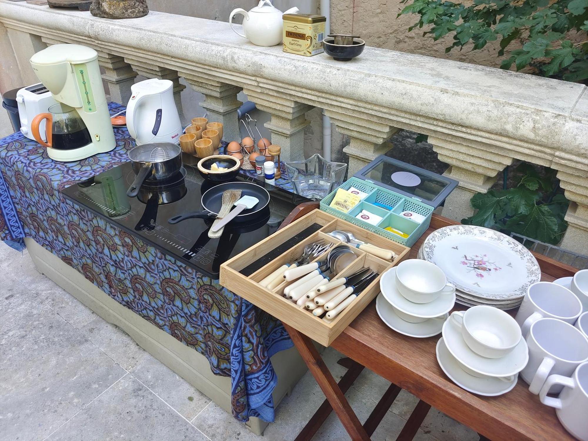 Bed and Breakfast Rue Du Chateau A Cabrieres D'Avignon Exteriér fotografie