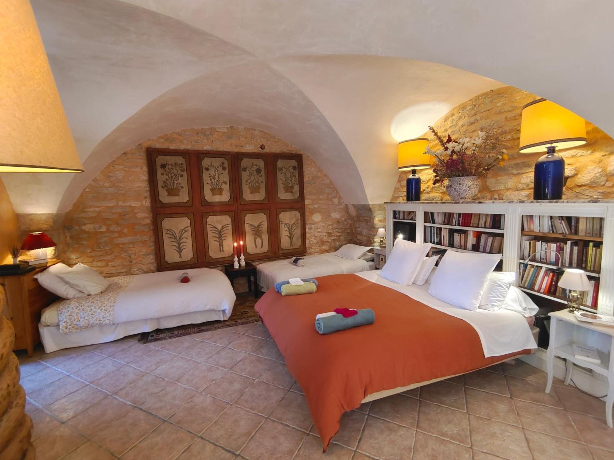 Bed and Breakfast Rue Du Chateau A Cabrieres D'Avignon Exteriér fotografie
